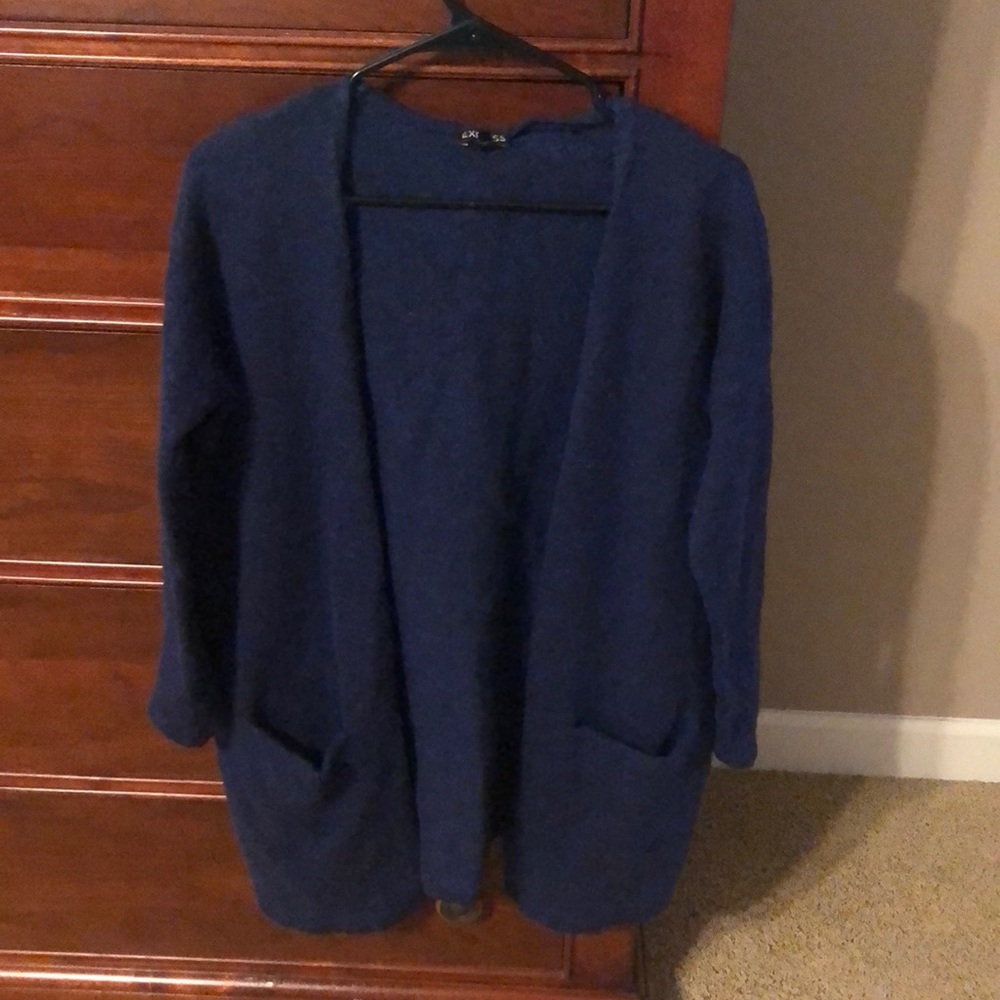 Women’s cardigan sweater